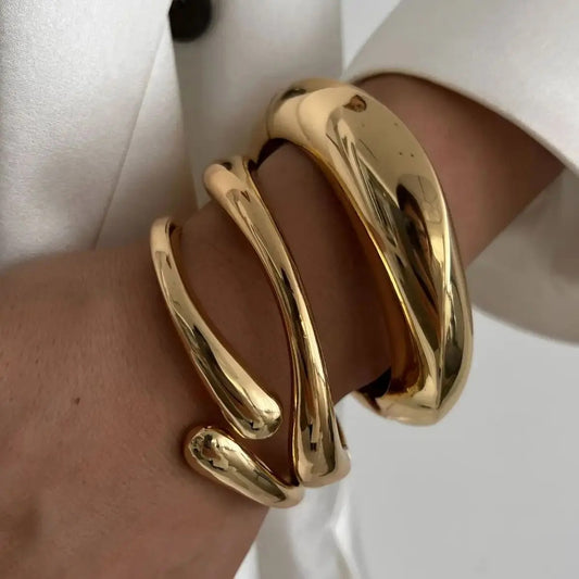 The Bold Arc Bangle