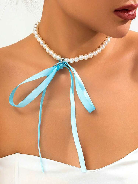 Lost Girl's Pearl Choker