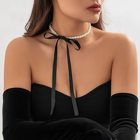 Lost Girl's Pearl Choker