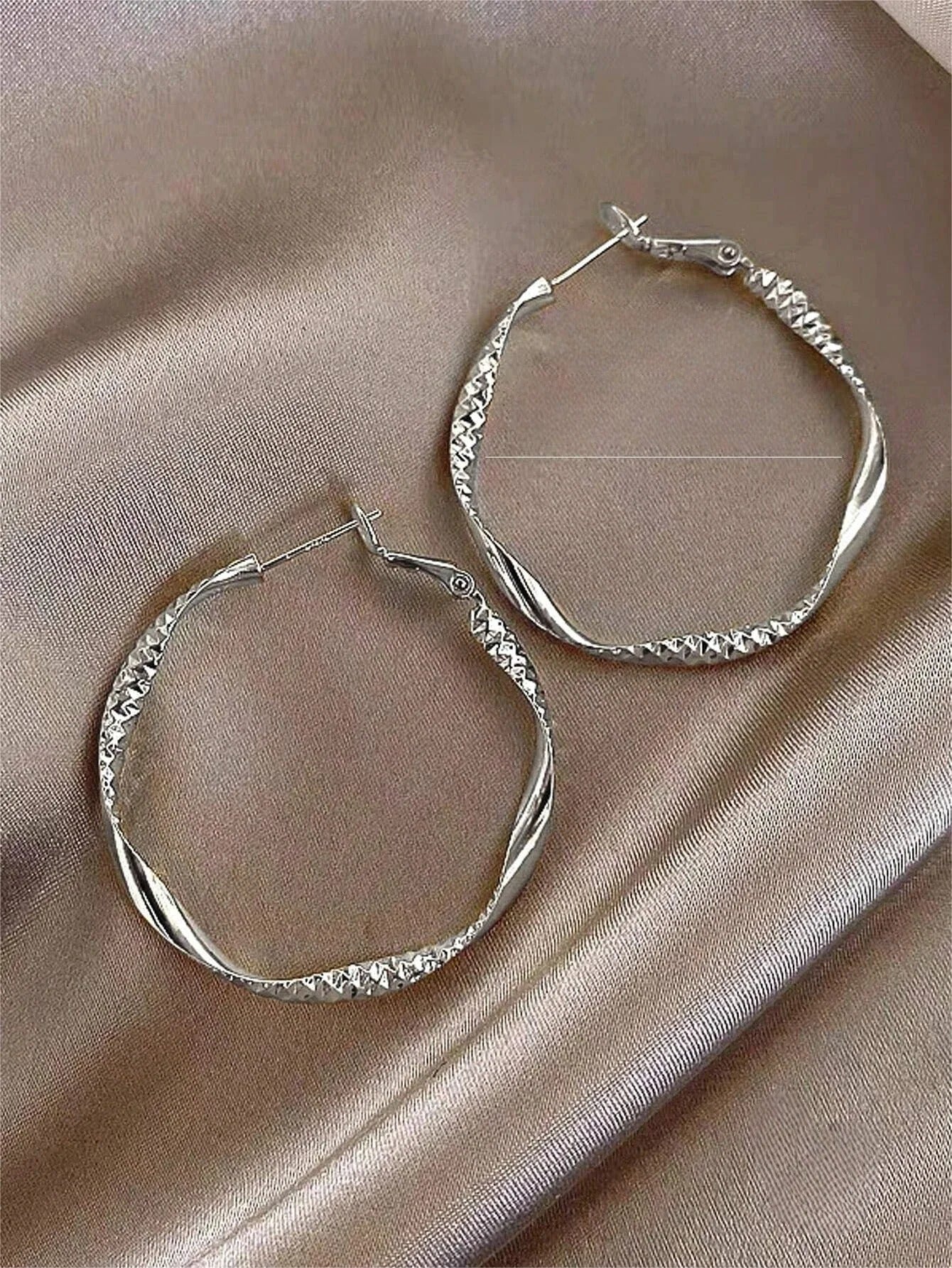 Serica Hoop Earrings